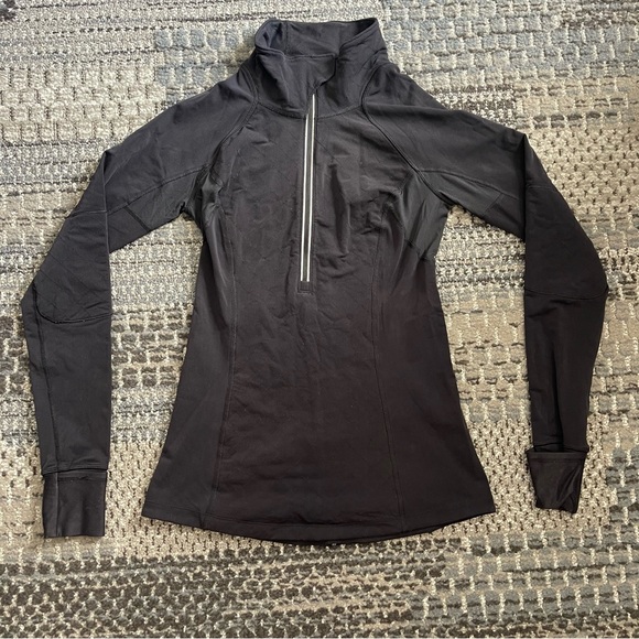 lululemon athletica Jackets & Blazers - Lululemon Ladies Black Half Zip Pullover Jacket, Sweatshirt in Black, Size 6